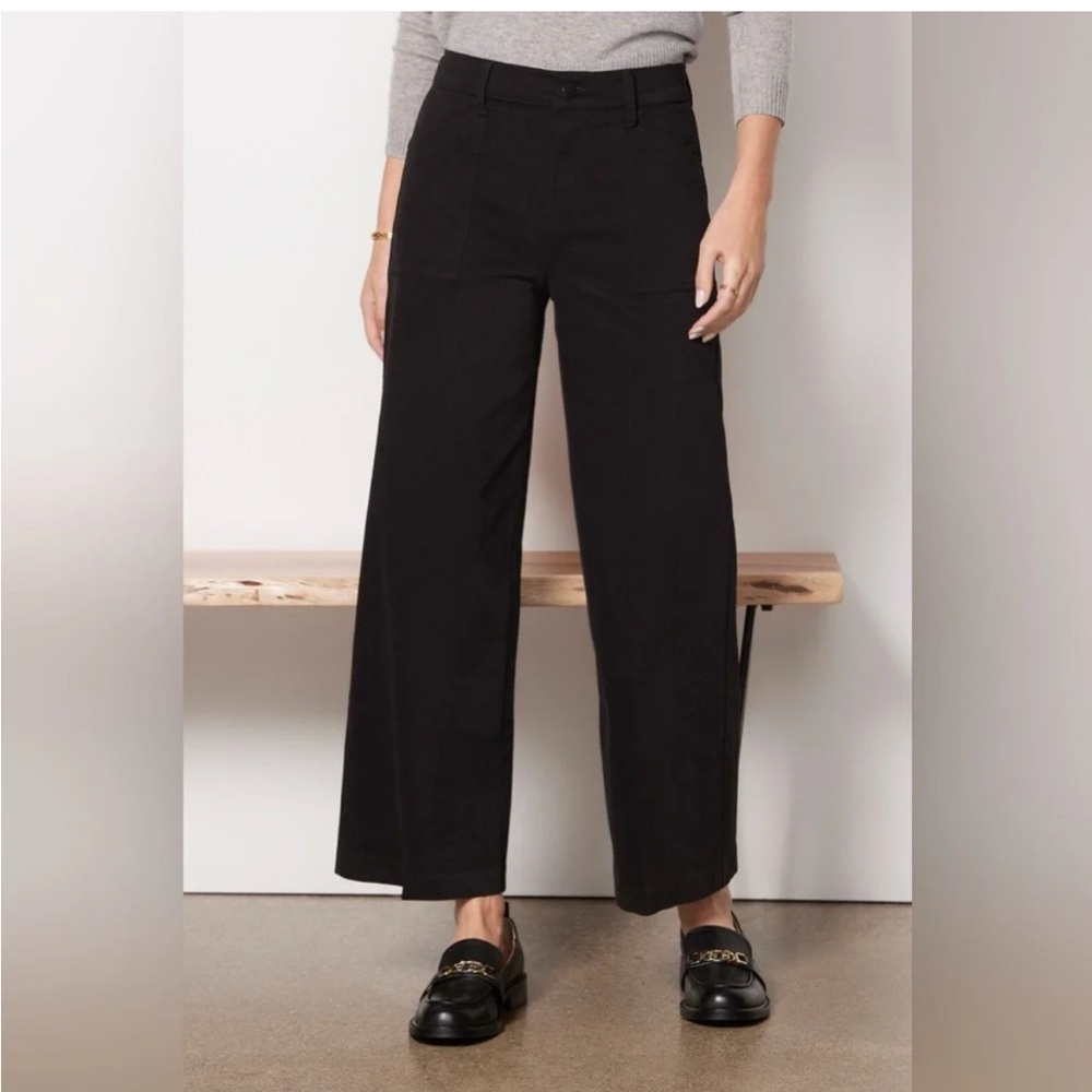 Evereve Beth in black cropped wide leg pants Jeans